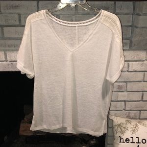 Women’s white t-shirt with lace design. Large